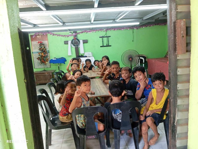 Children at the new feeding outreach in Baras, Rizal